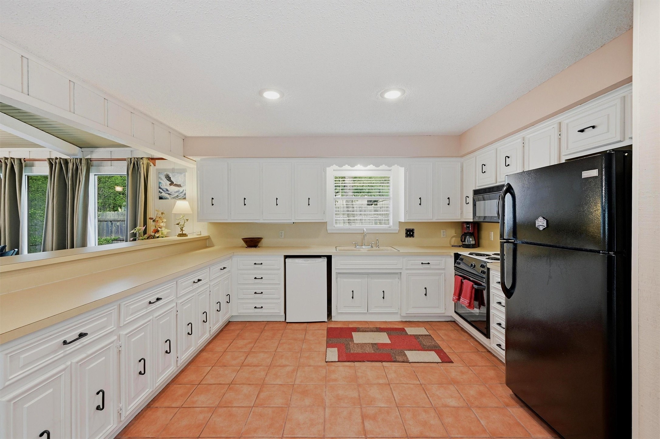 372 Lakepoint Loop Pottsboro TX 75076
