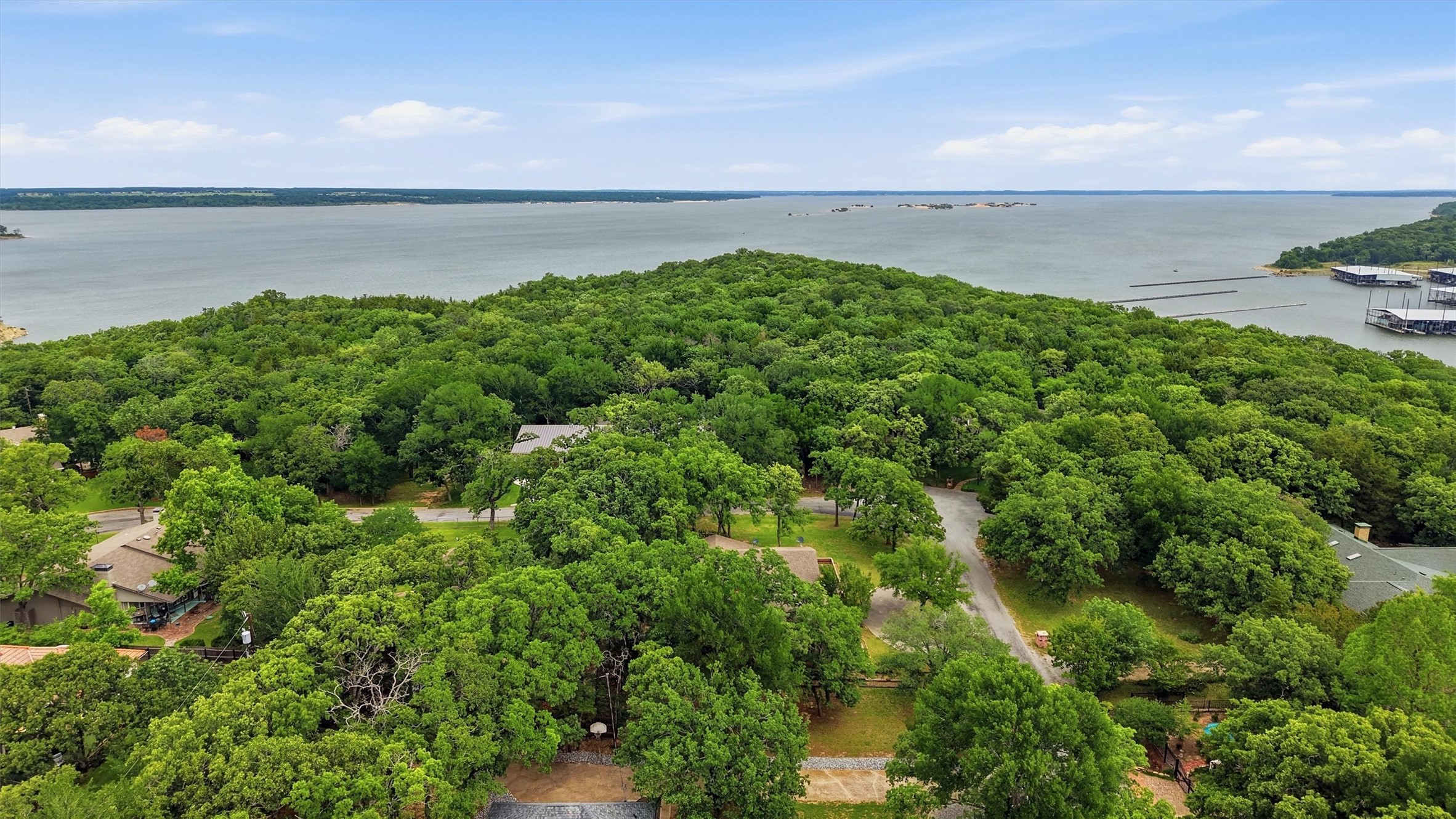 372 Lakepoint Loop Pottsboro TX 75076