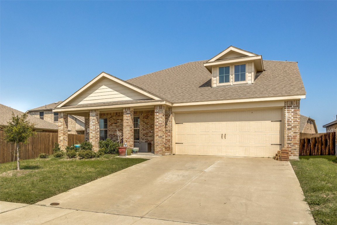1906 Yale Street Farmersville TX 75442