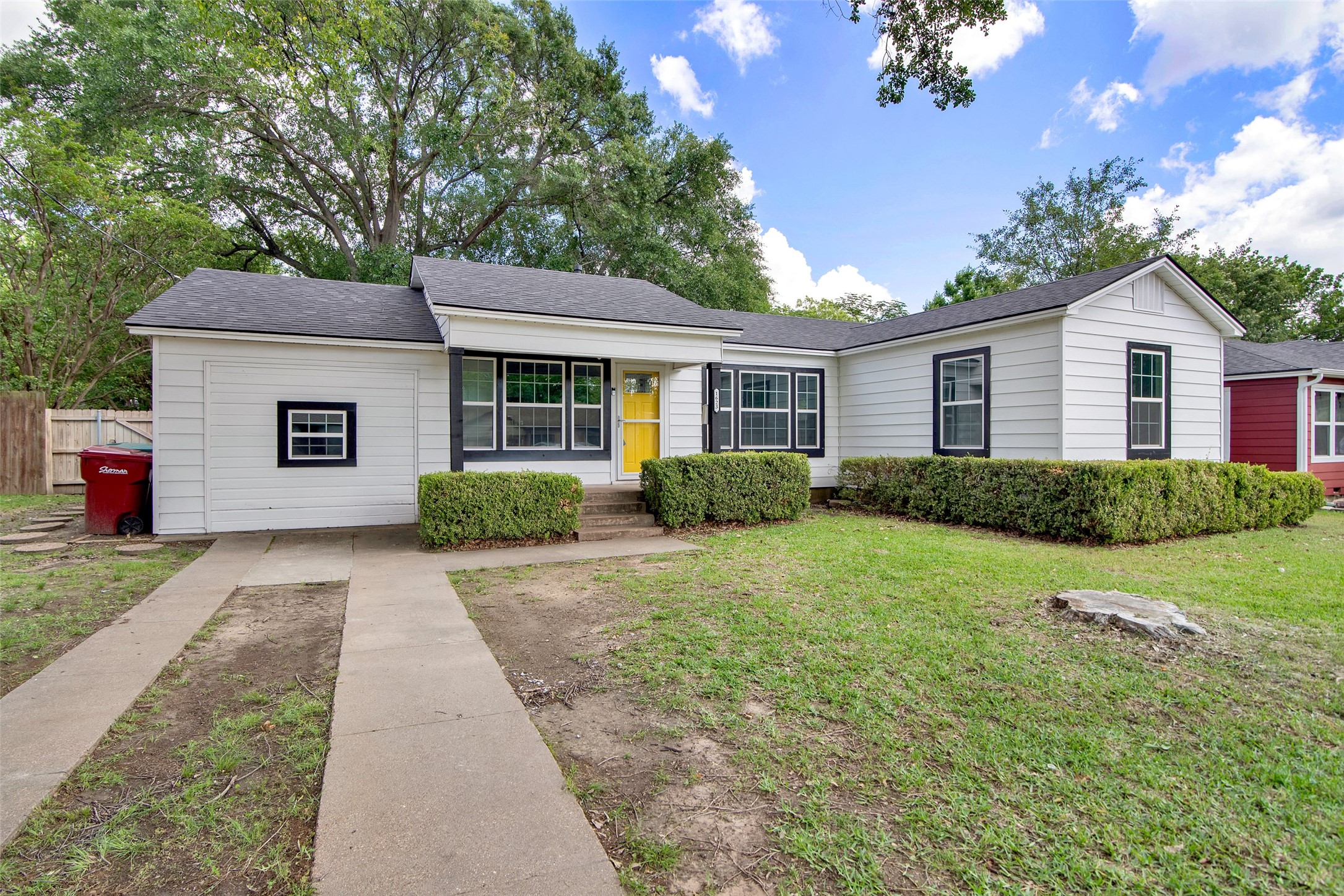 1623 N Binkley Street Sherman TX 75092
