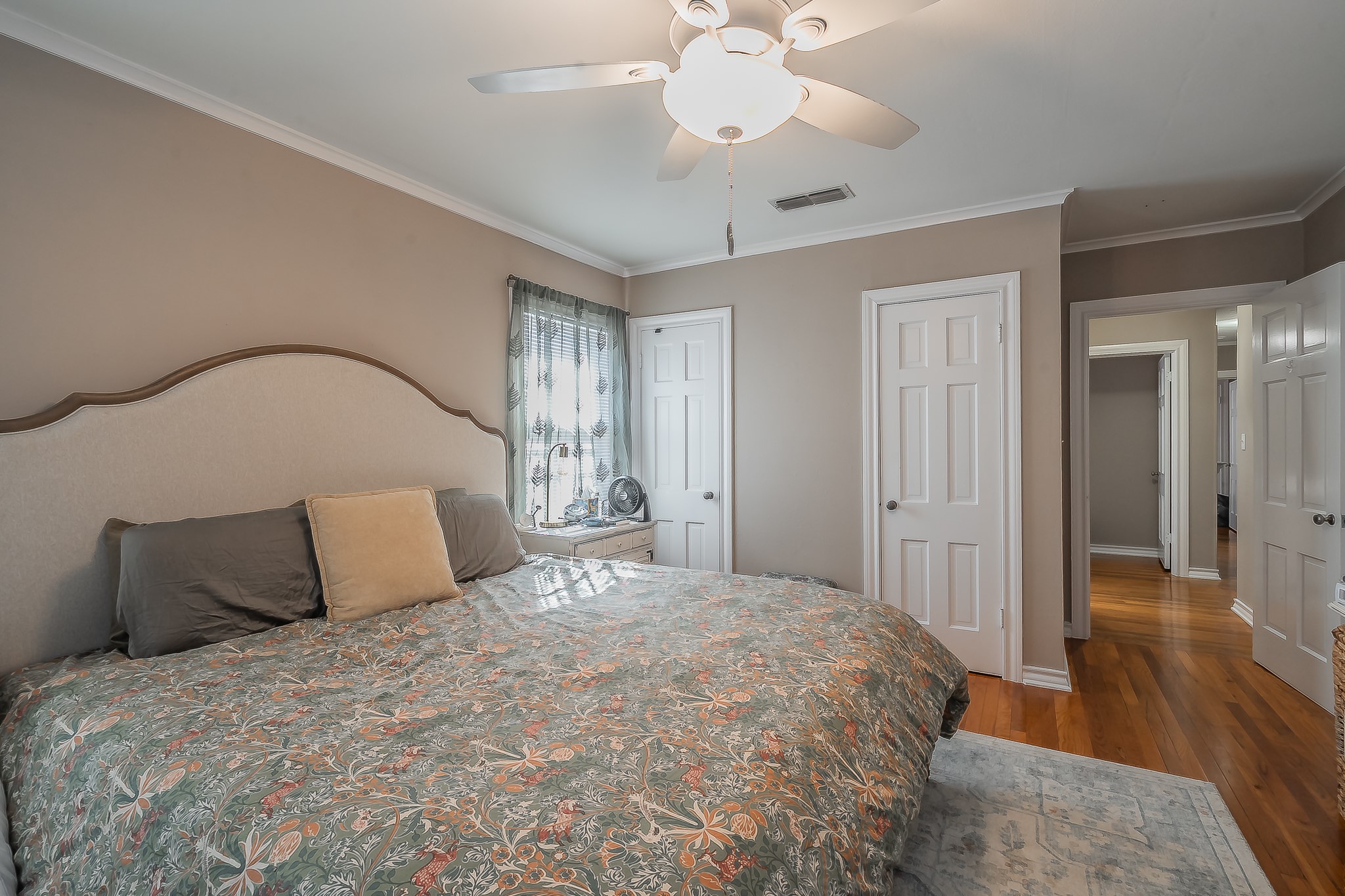 202 S Tower Street Weatherford TX 76086
