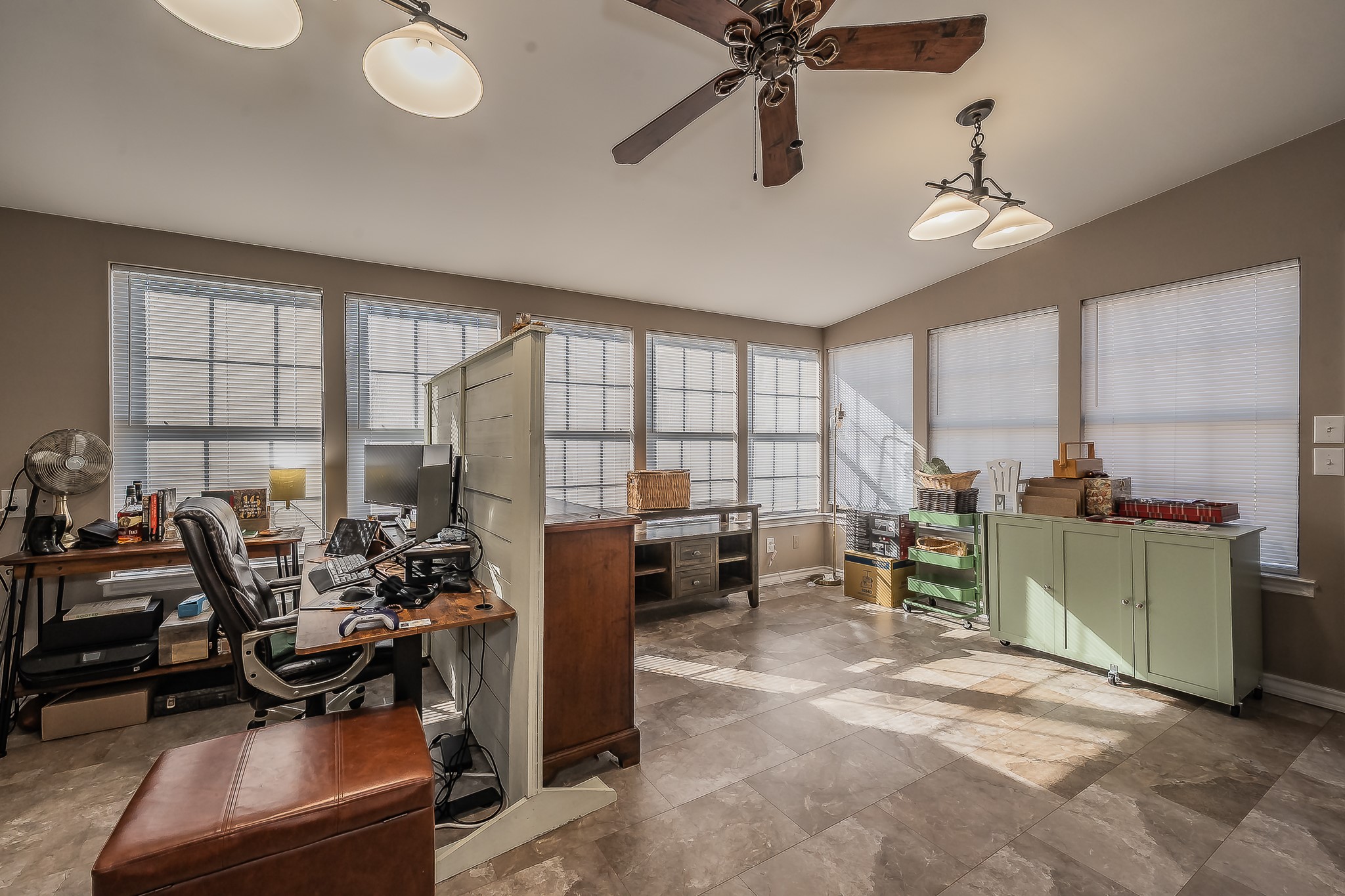 202 S Tower Street Weatherford TX 76086