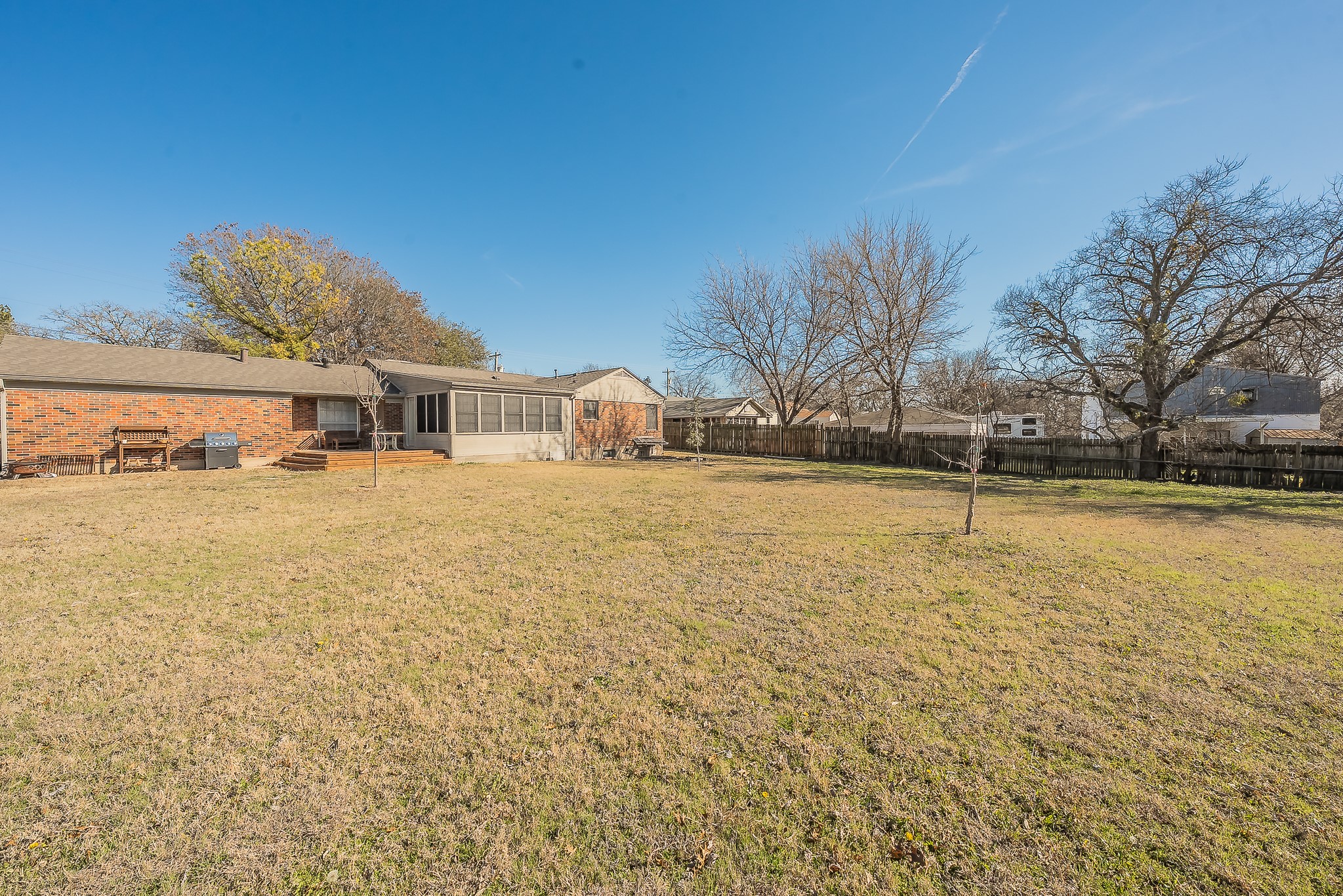202 S Tower Street Weatherford TX 76086