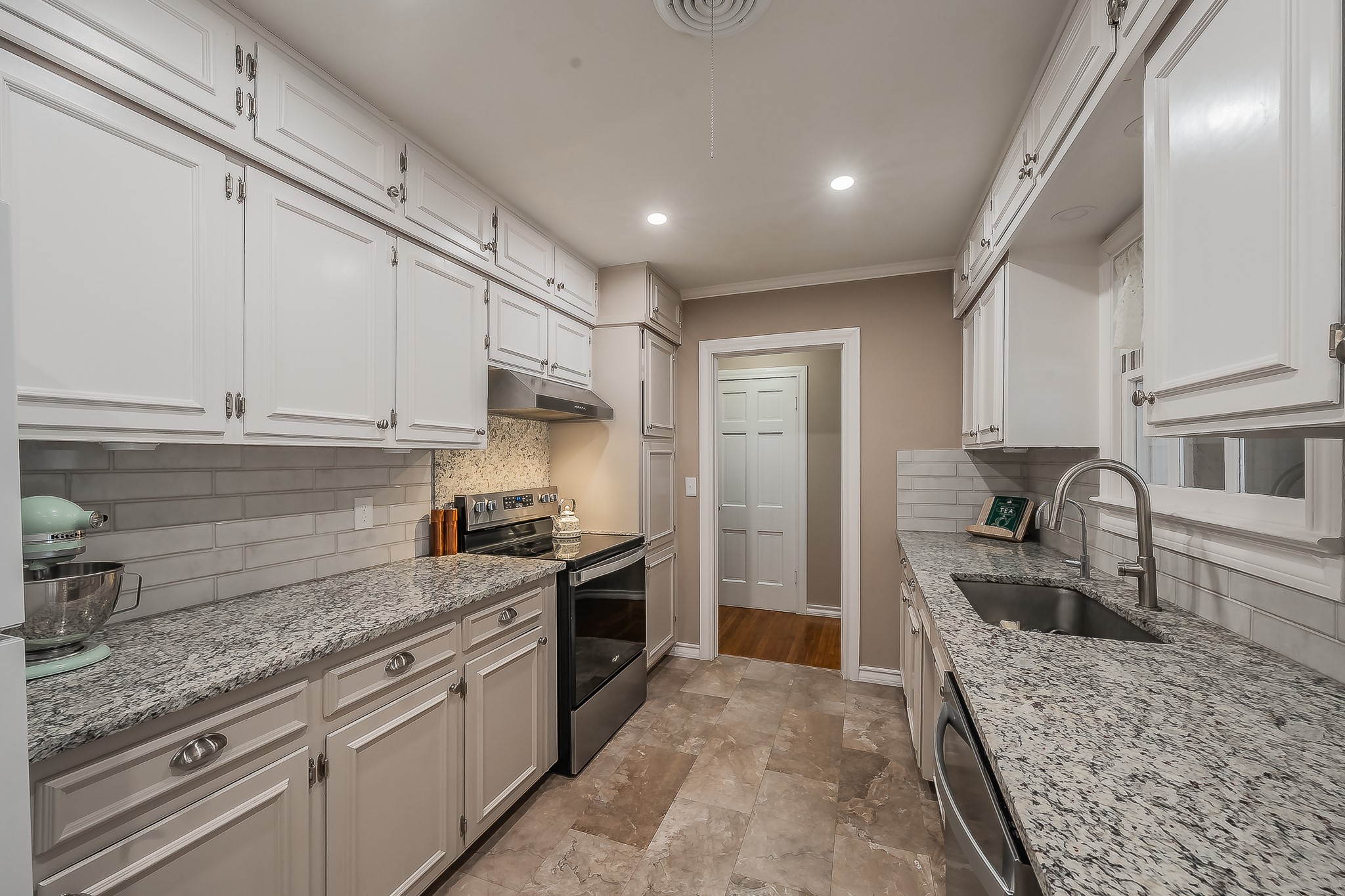 202 S Tower Street Weatherford TX 76086