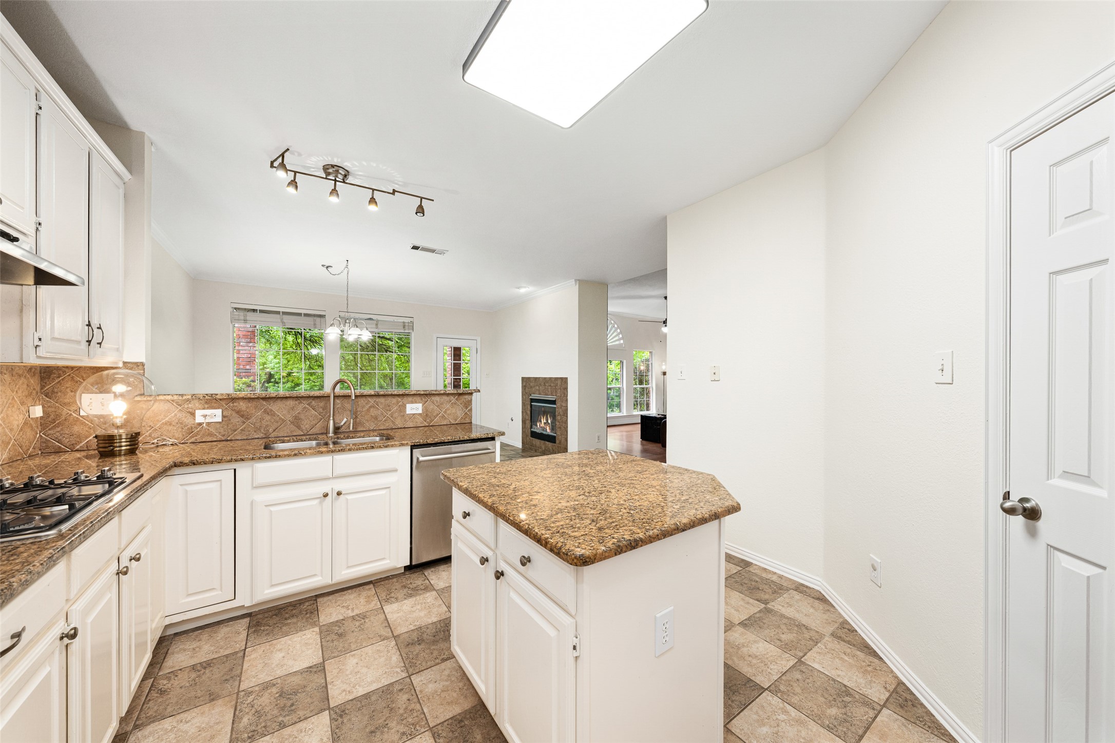981 Parker Drive Coppell TX 75019