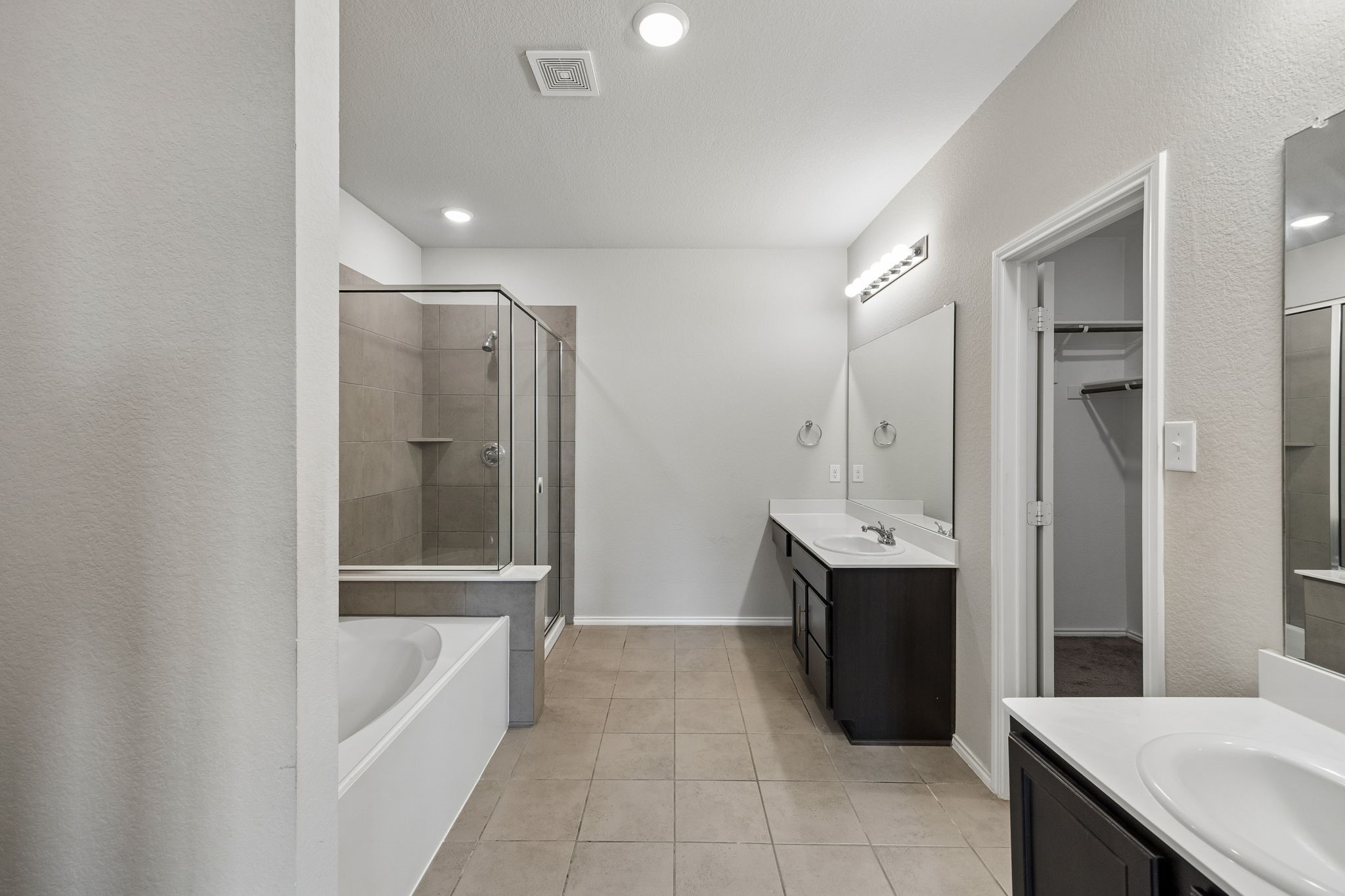 8000 Gangway Drive Fort Worth TX 76179