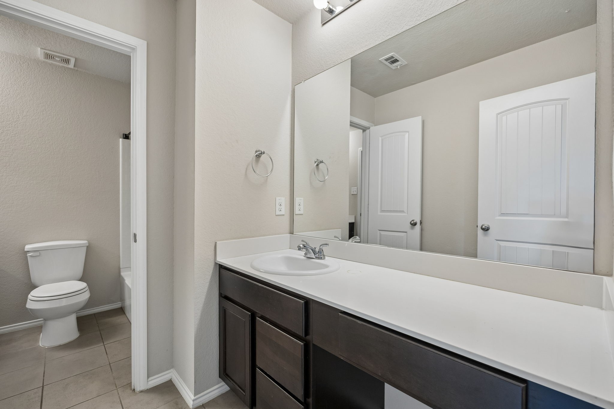 8000 Gangway Drive Fort Worth TX 76179