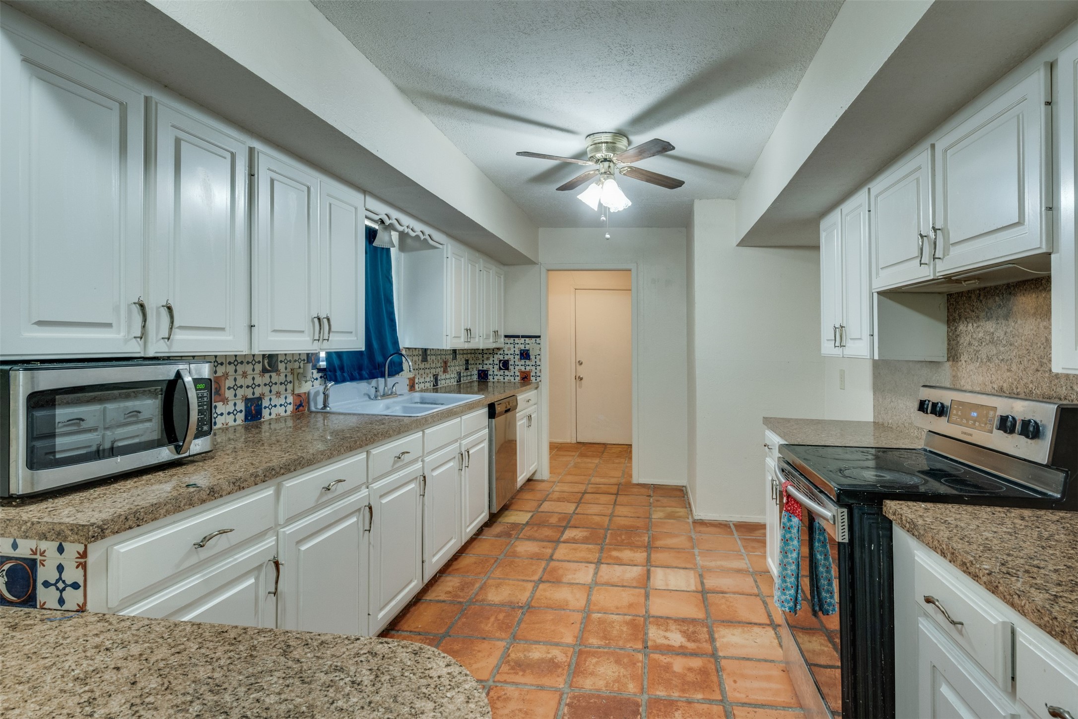712 Indiana Street Graham TX 76450