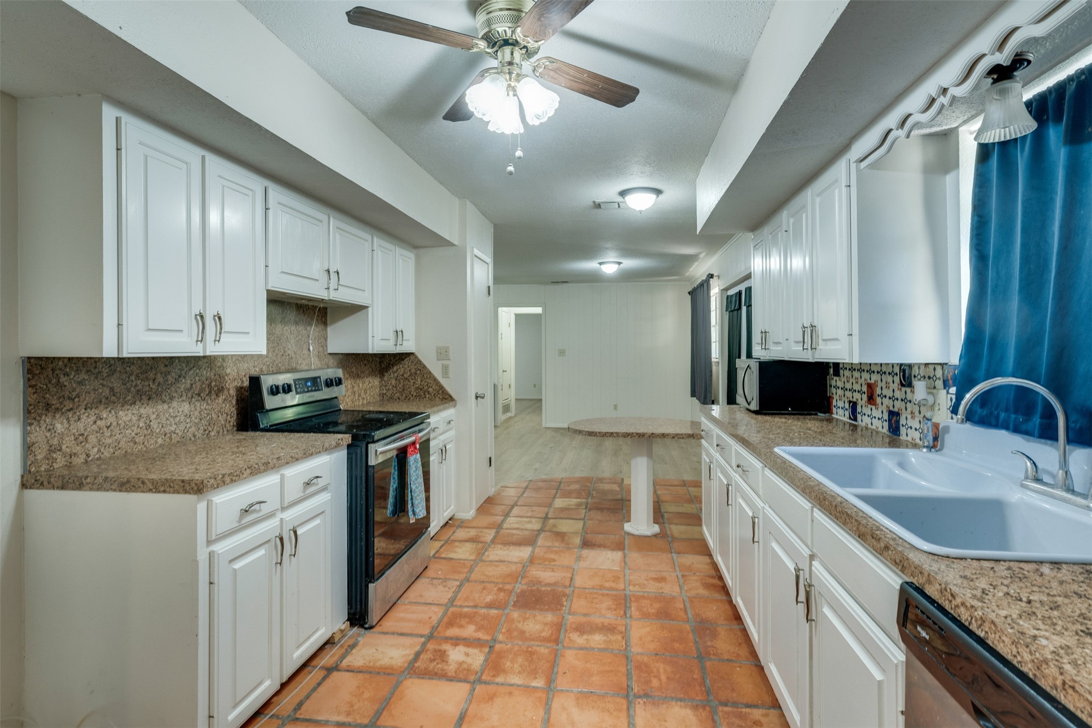 712 Indiana Street Graham TX 76450