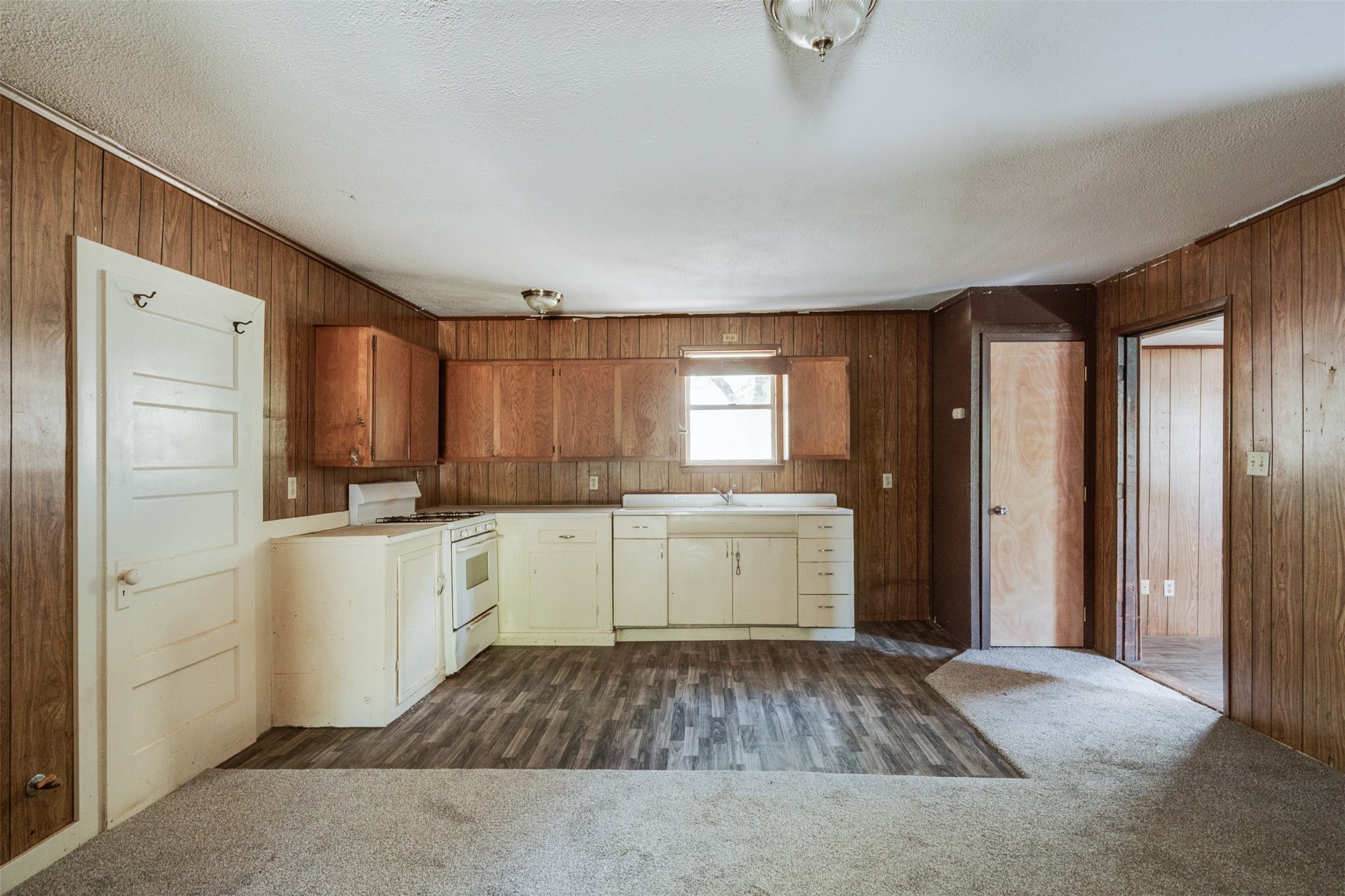 712 Indiana Street Graham TX 76450