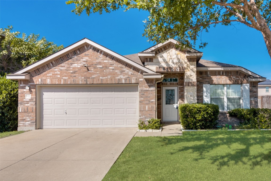 1011 Youkum Court Forney TX 75126