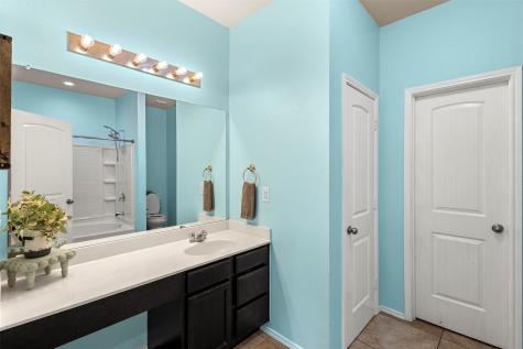 230 Colt Drive Waxahachie TX 75165
