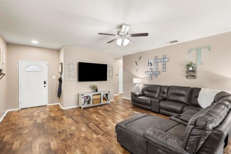 230 Colt Drive Waxahachie TX 75165