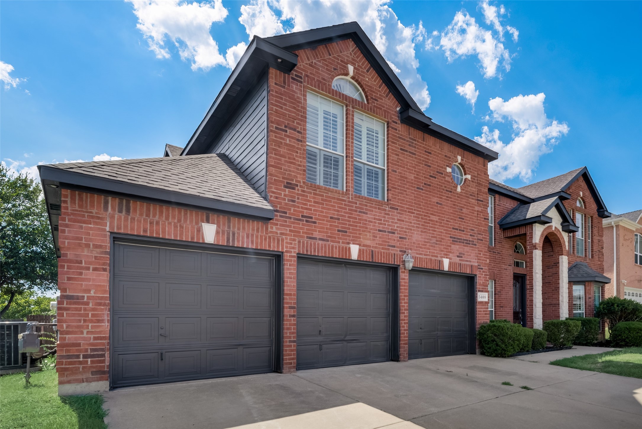 5408 Independence Avenue Arlington TX 76017