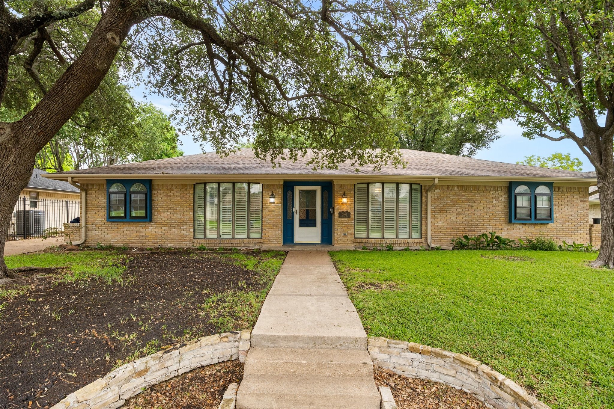 3502 Winnetka Street Garland TX 75043