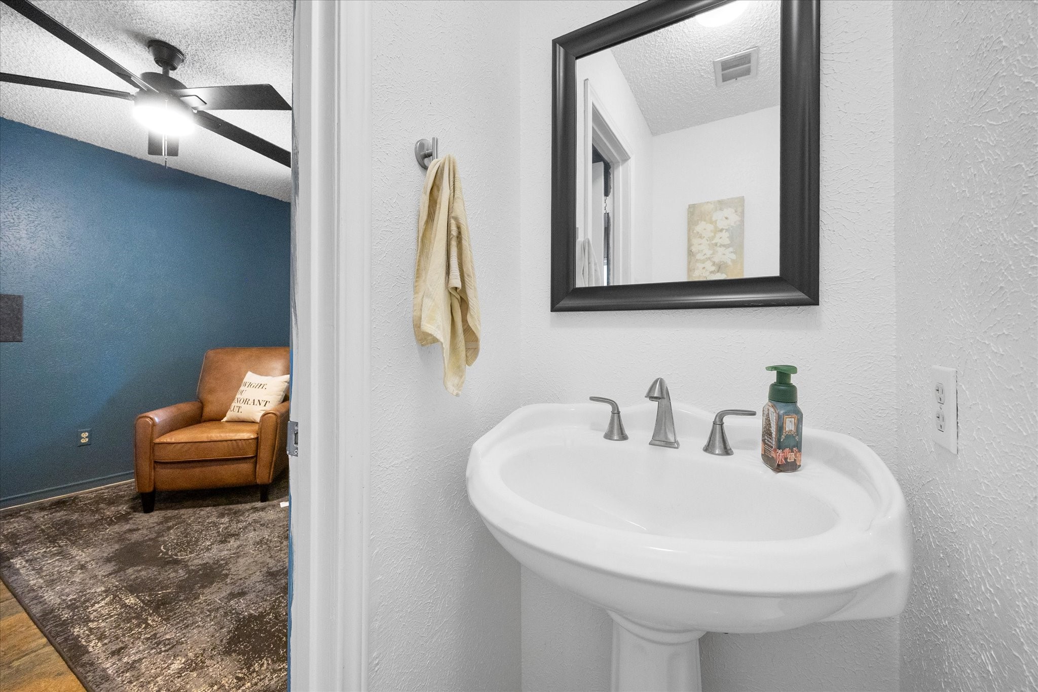 3502 Winnetka Street Garland TX 75043