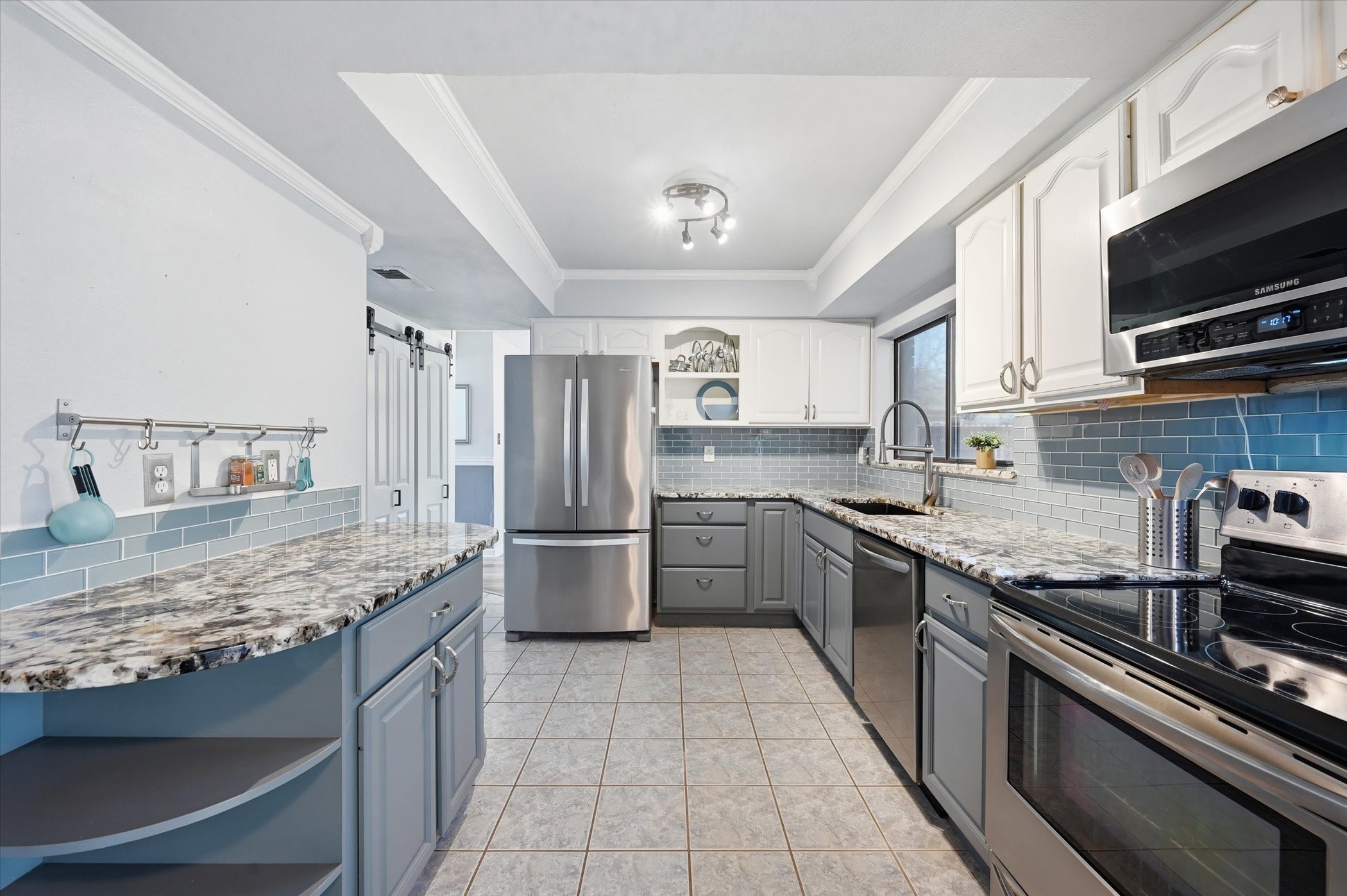3404 Andover Drive Bedford TX 76021