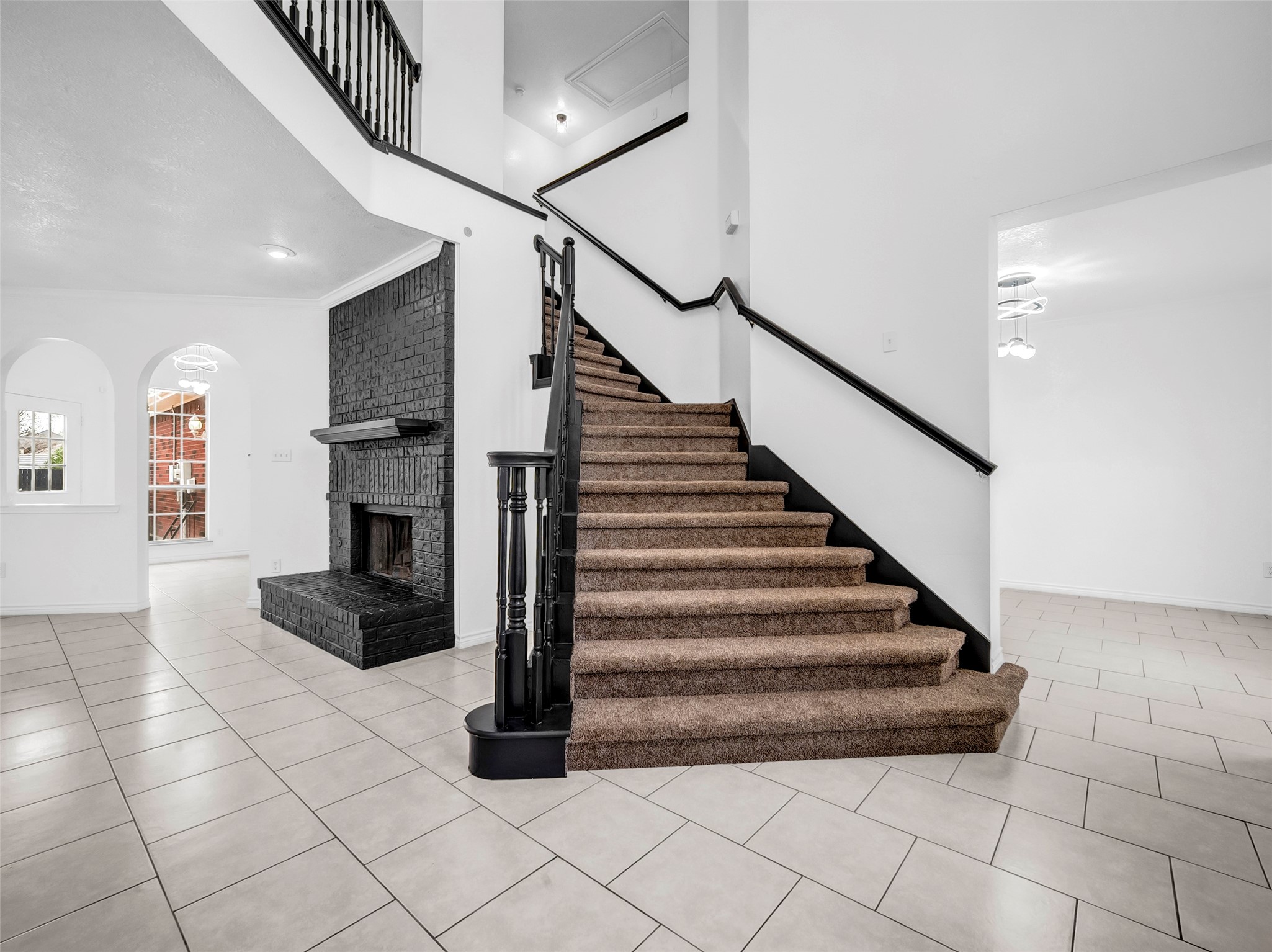 2913 Spartacus Drive Grand Prairie TX 75052