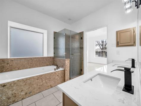 2913 Spartacus Drive Grand Prairie TX 75052