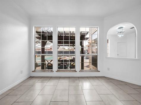 2913 Spartacus Drive Grand Prairie TX 75052