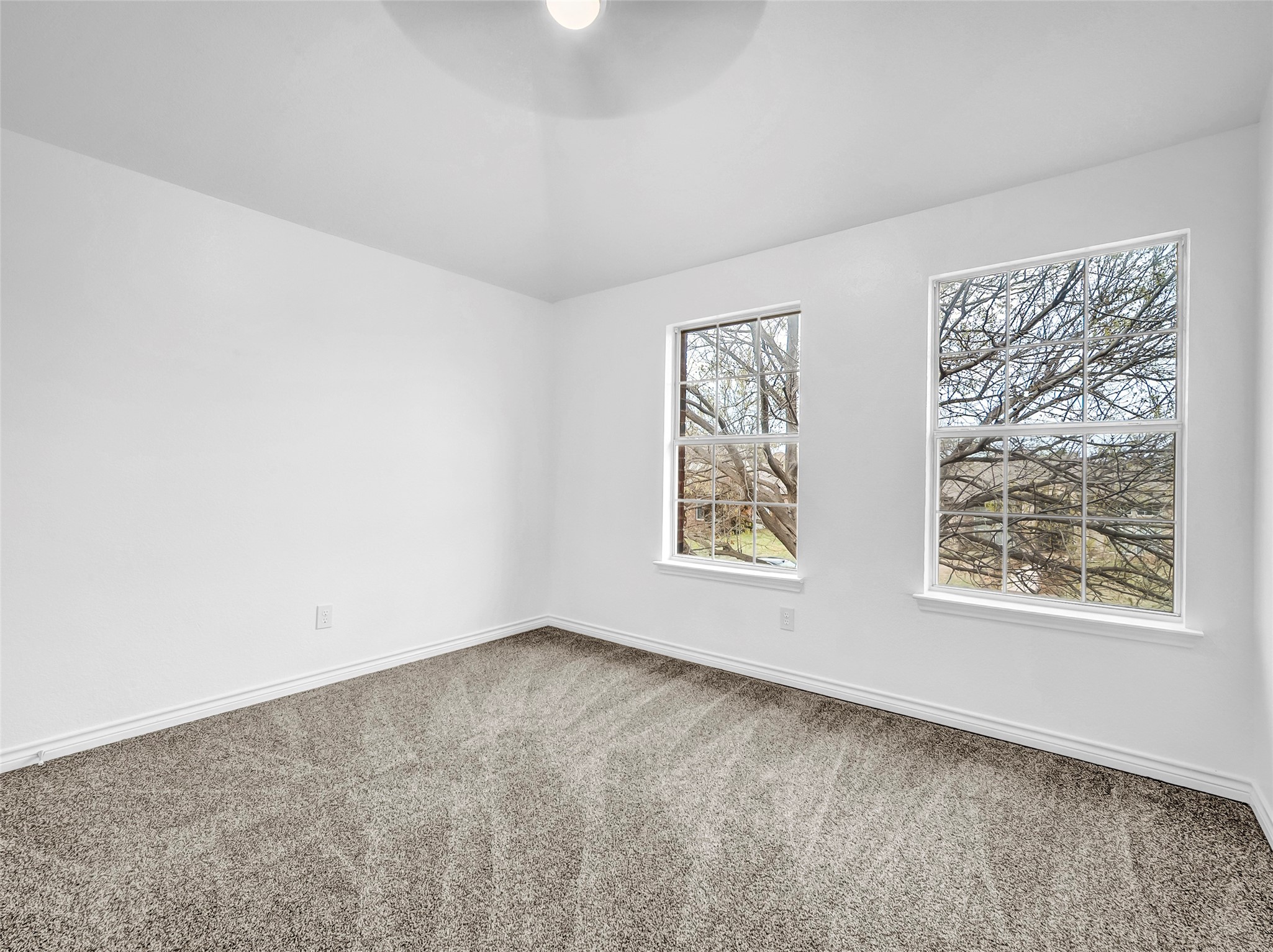 2913 Spartacus Drive Grand Prairie TX 75052