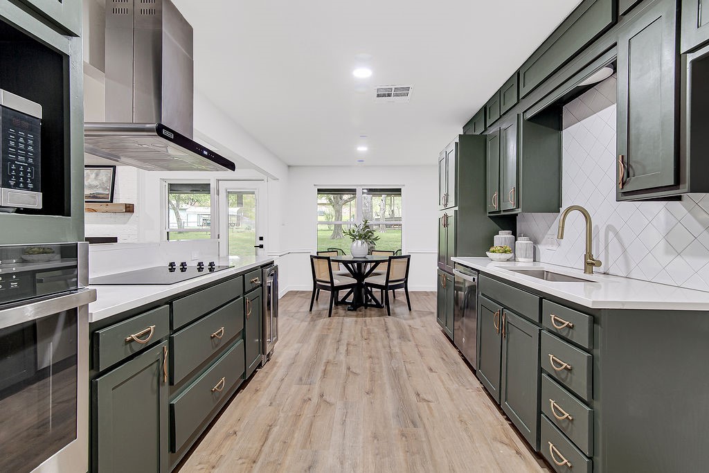 715 Pheasant Run Burleson TX 76028