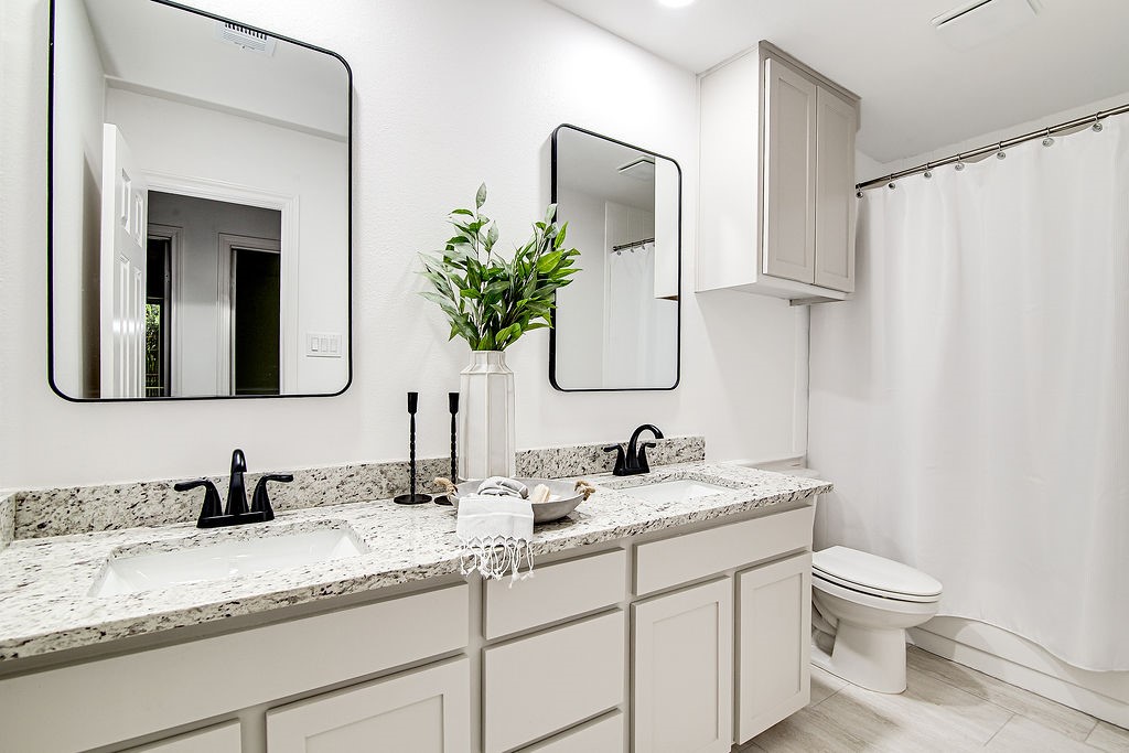 715 Pheasant Run Burleson TX 76028