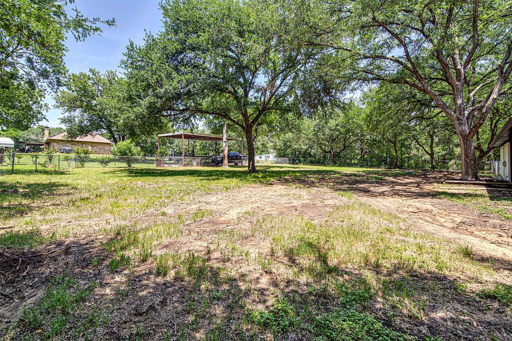 715 Pheasant Run Burleson TX 76028