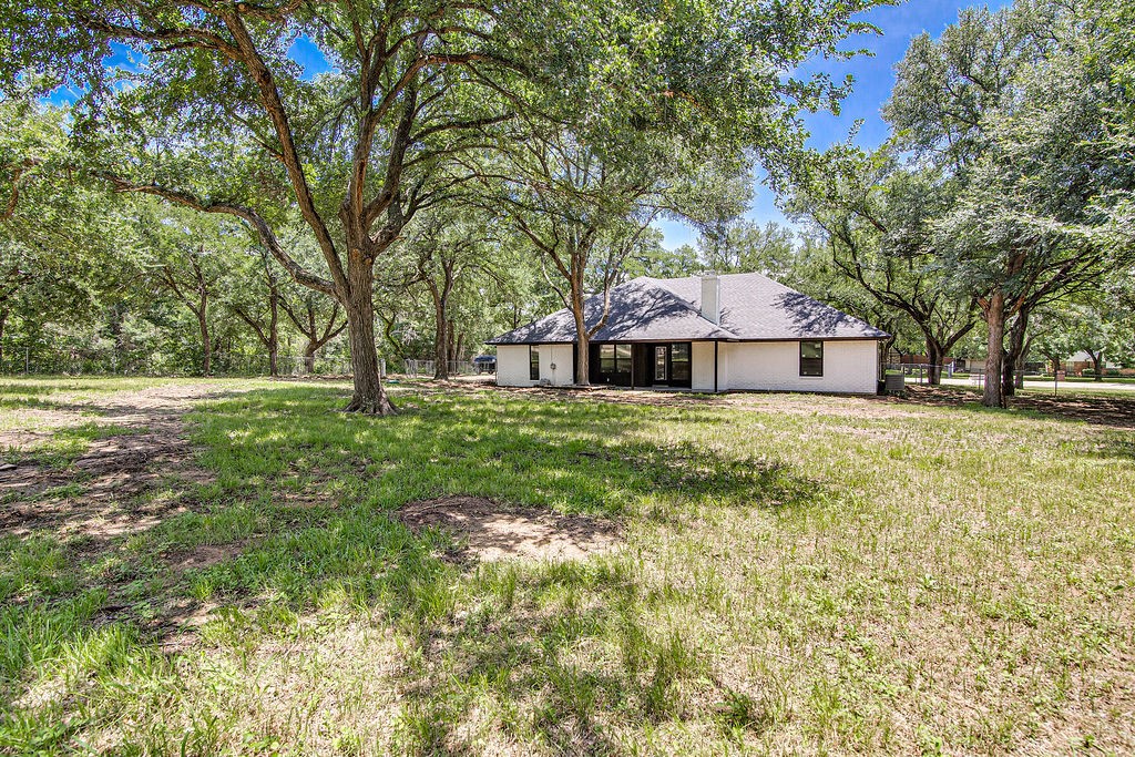 715 Pheasant Run Burleson TX 76028