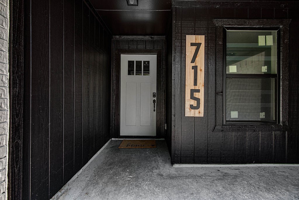 715 Pheasant Run Burleson TX 76028