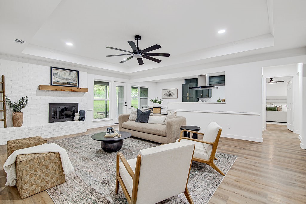 715 Pheasant Run Burleson TX 76028