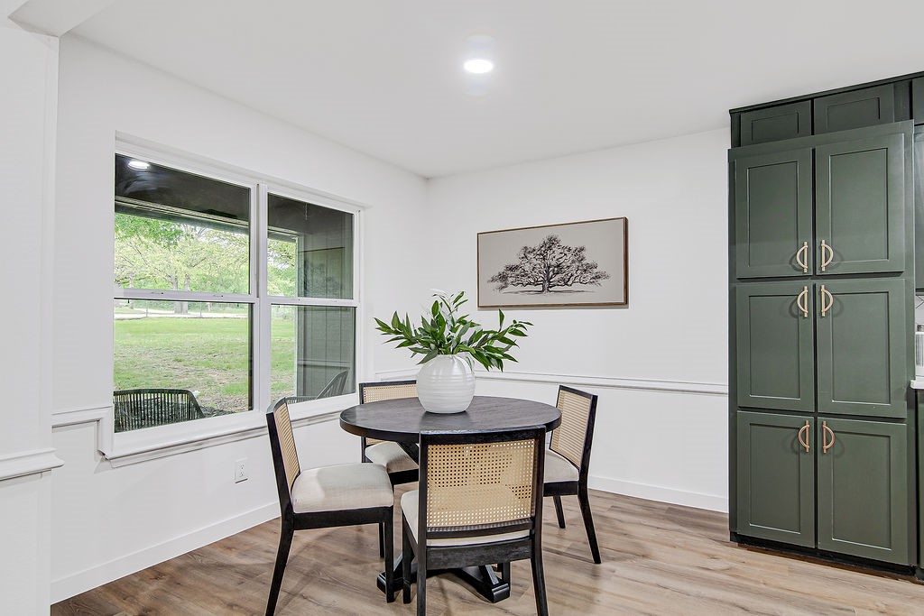 715 Pheasant Run Burleson TX 76028