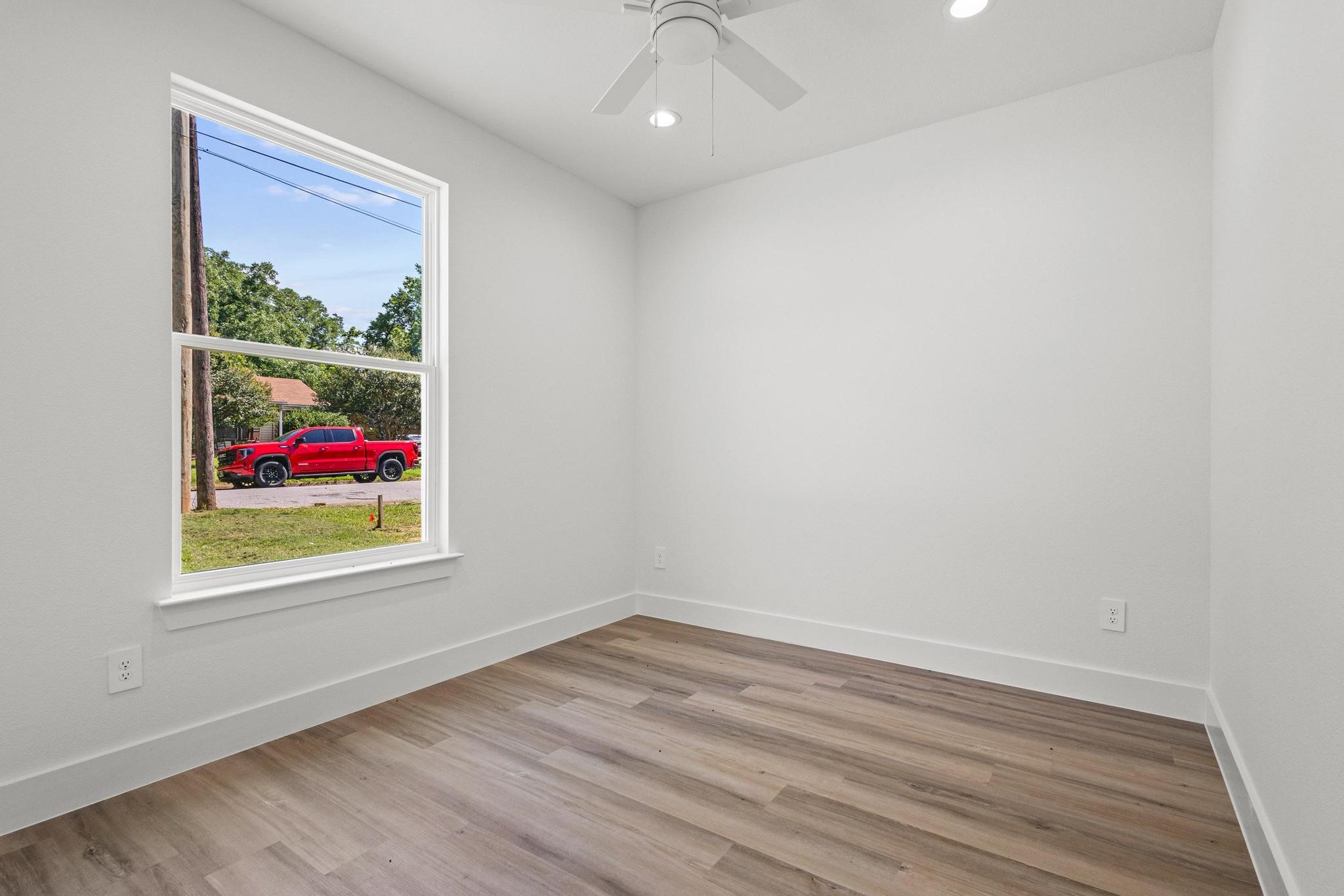 516 Florence Denison TX 75020