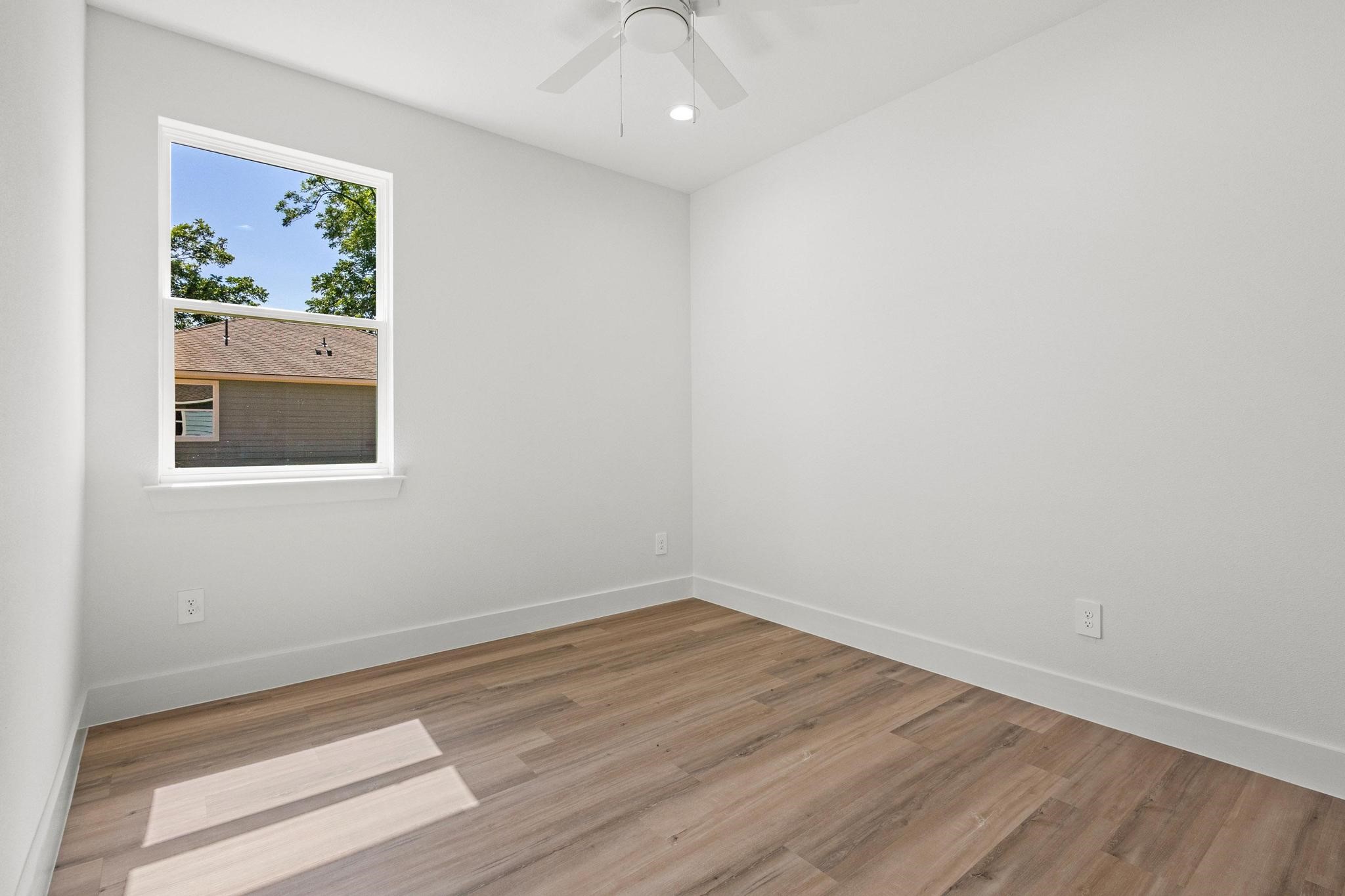 516 Florence Denison TX 75020