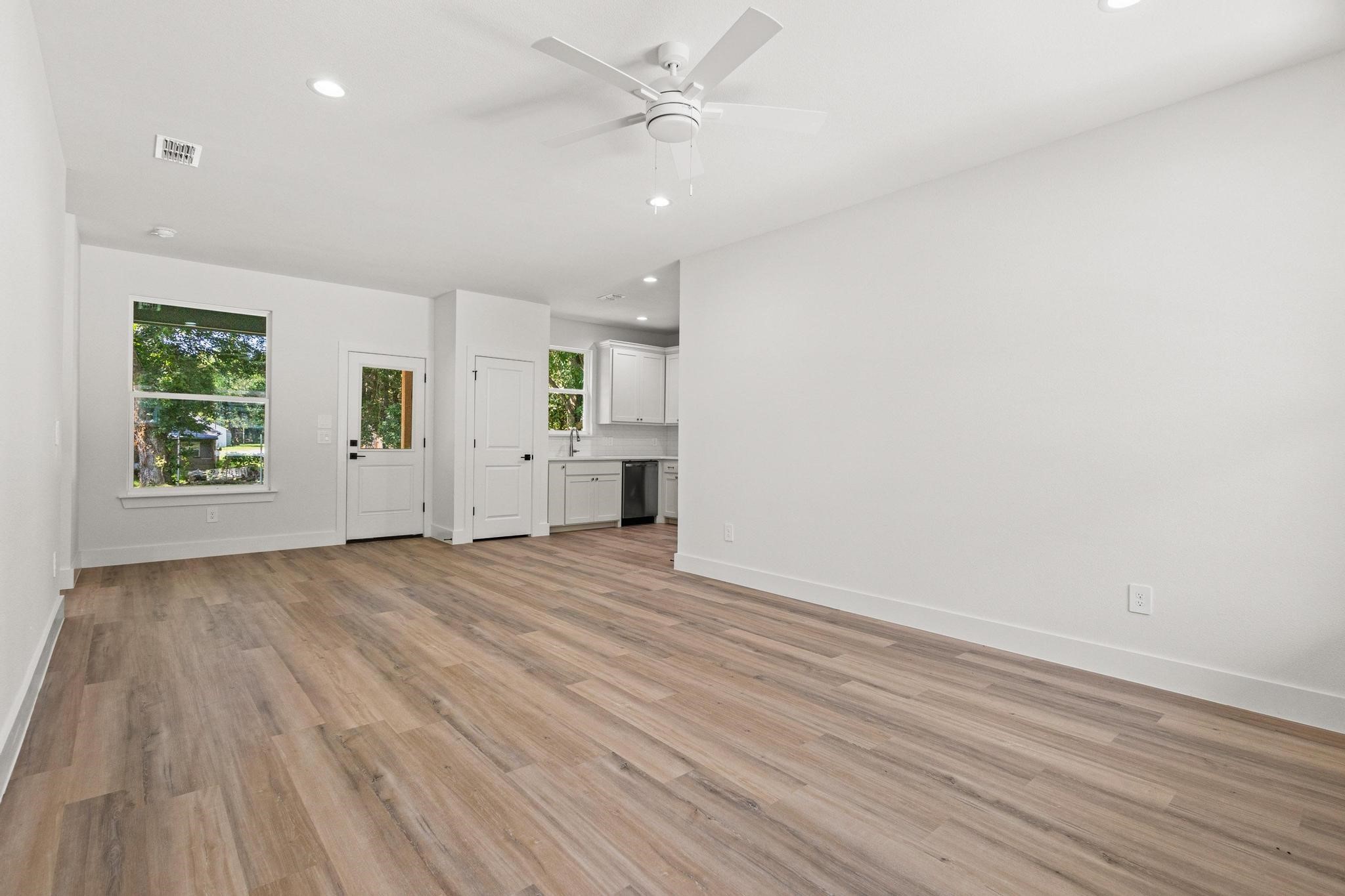 516 Florence Denison TX 75020
