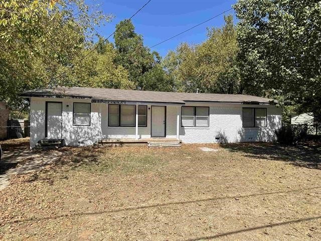 1830 Graham Street Paris TX 75460