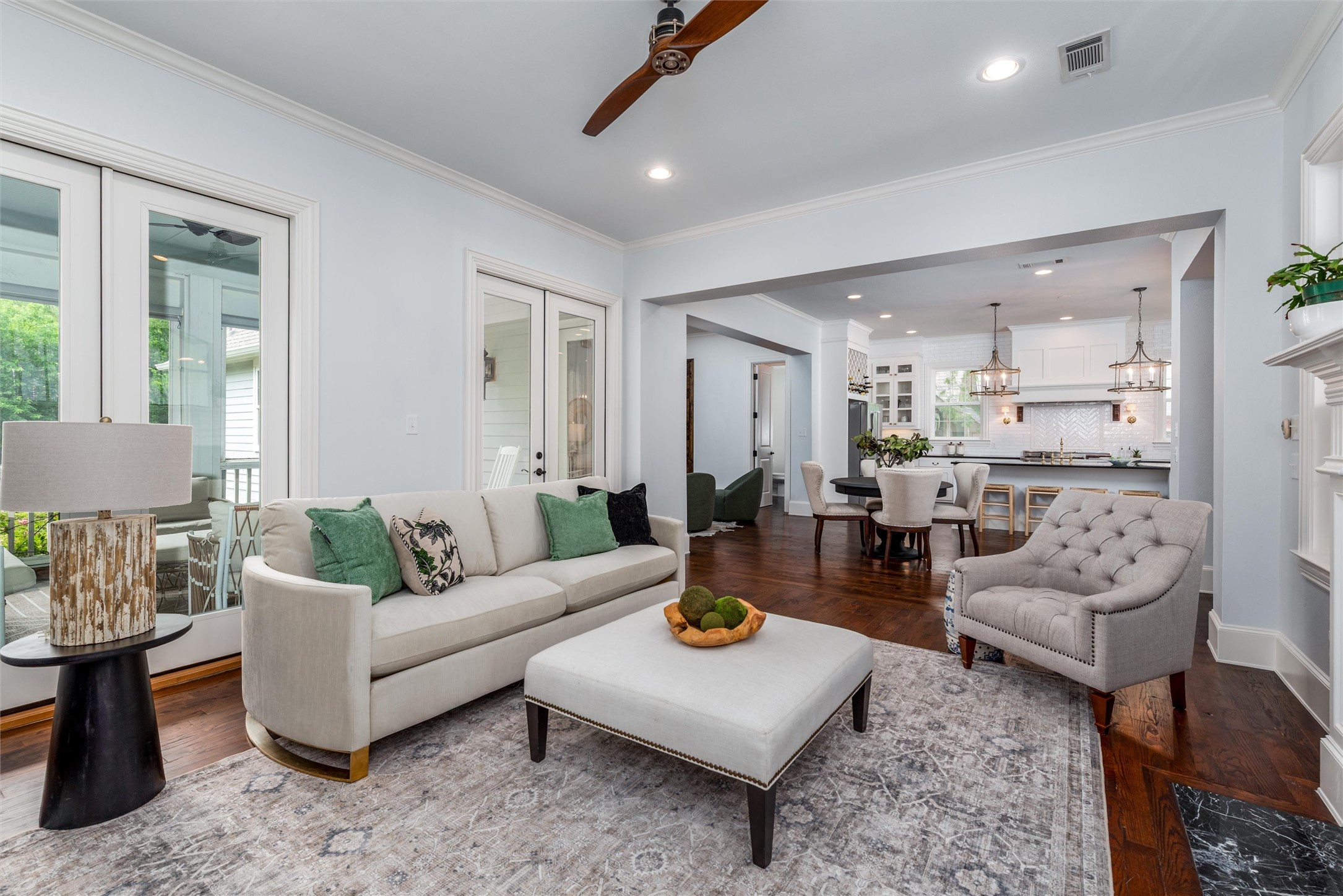 812 Baker Street Mckinney TX 75069