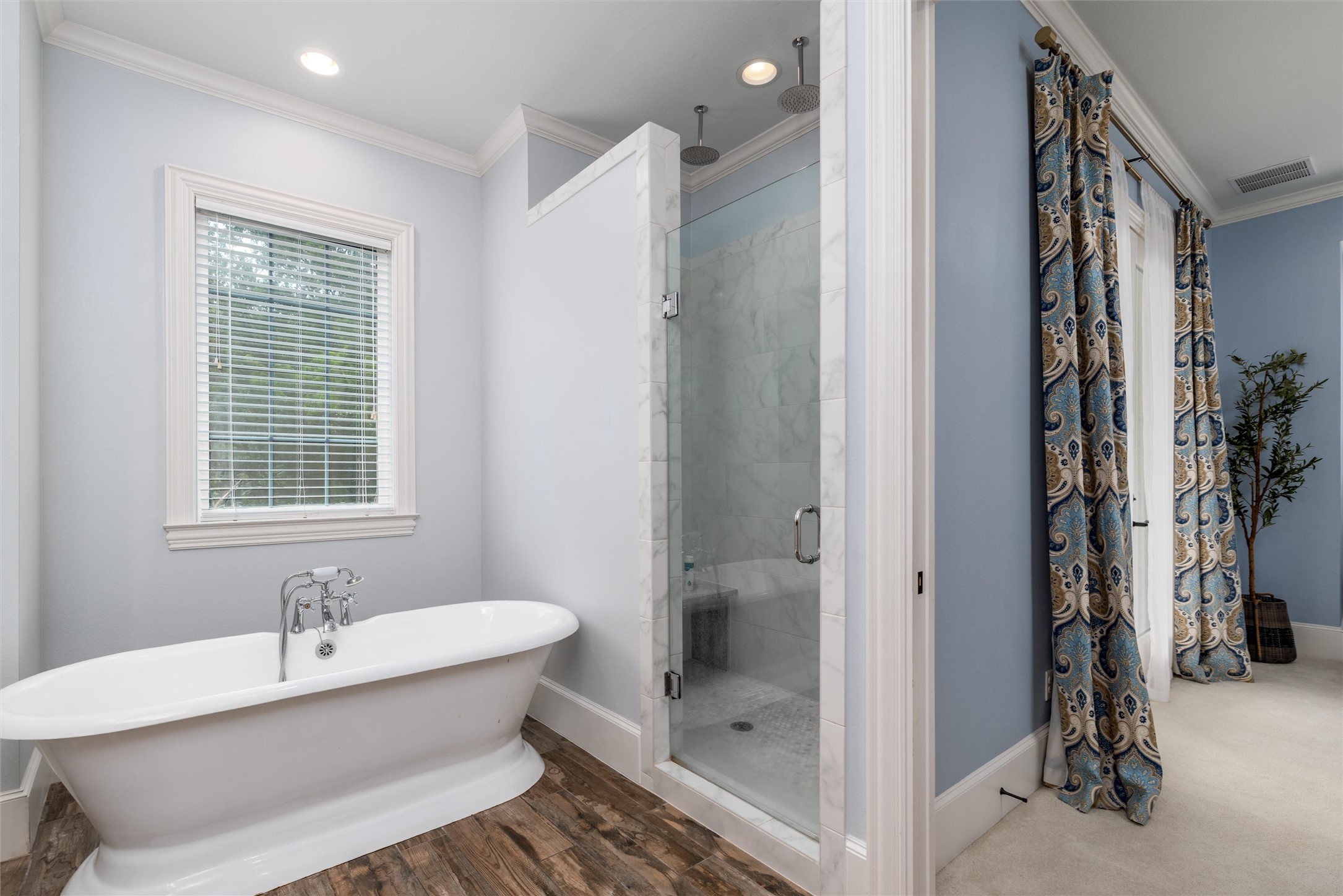 812 Baker Street Mckinney TX 75069