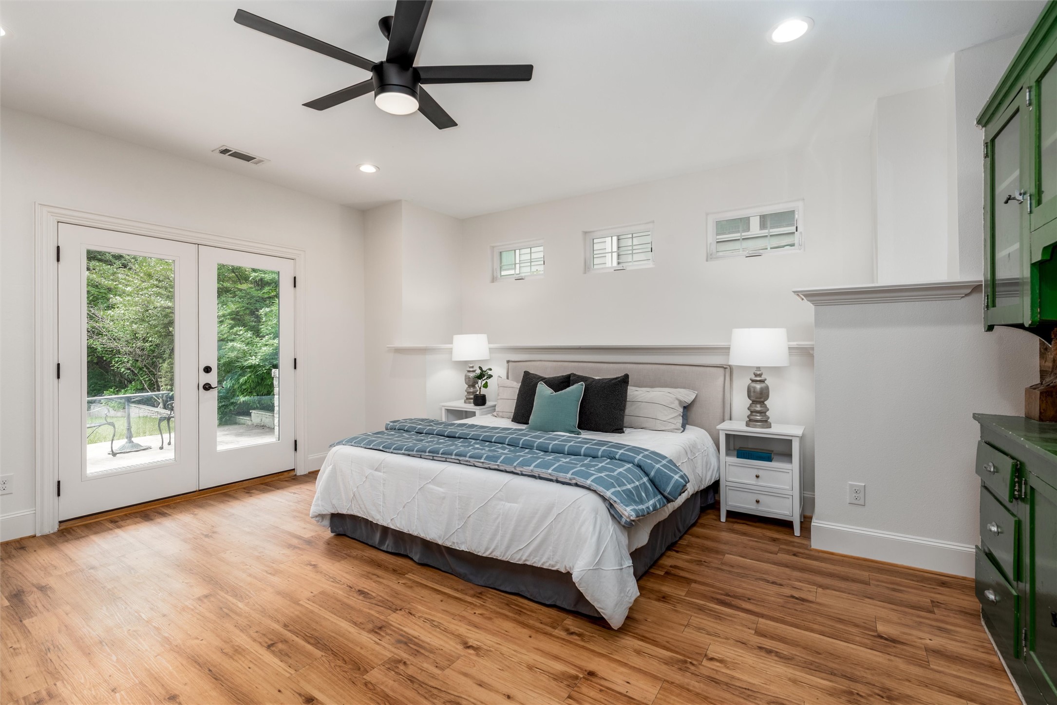 812 Baker Street Mckinney TX 75069