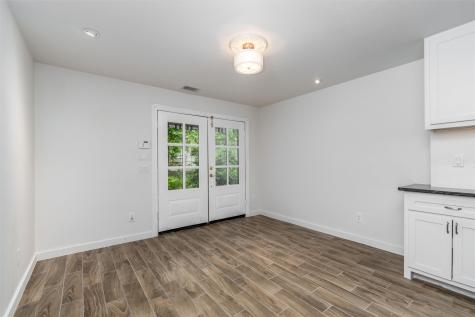 812 Baker Street Mckinney TX 75069