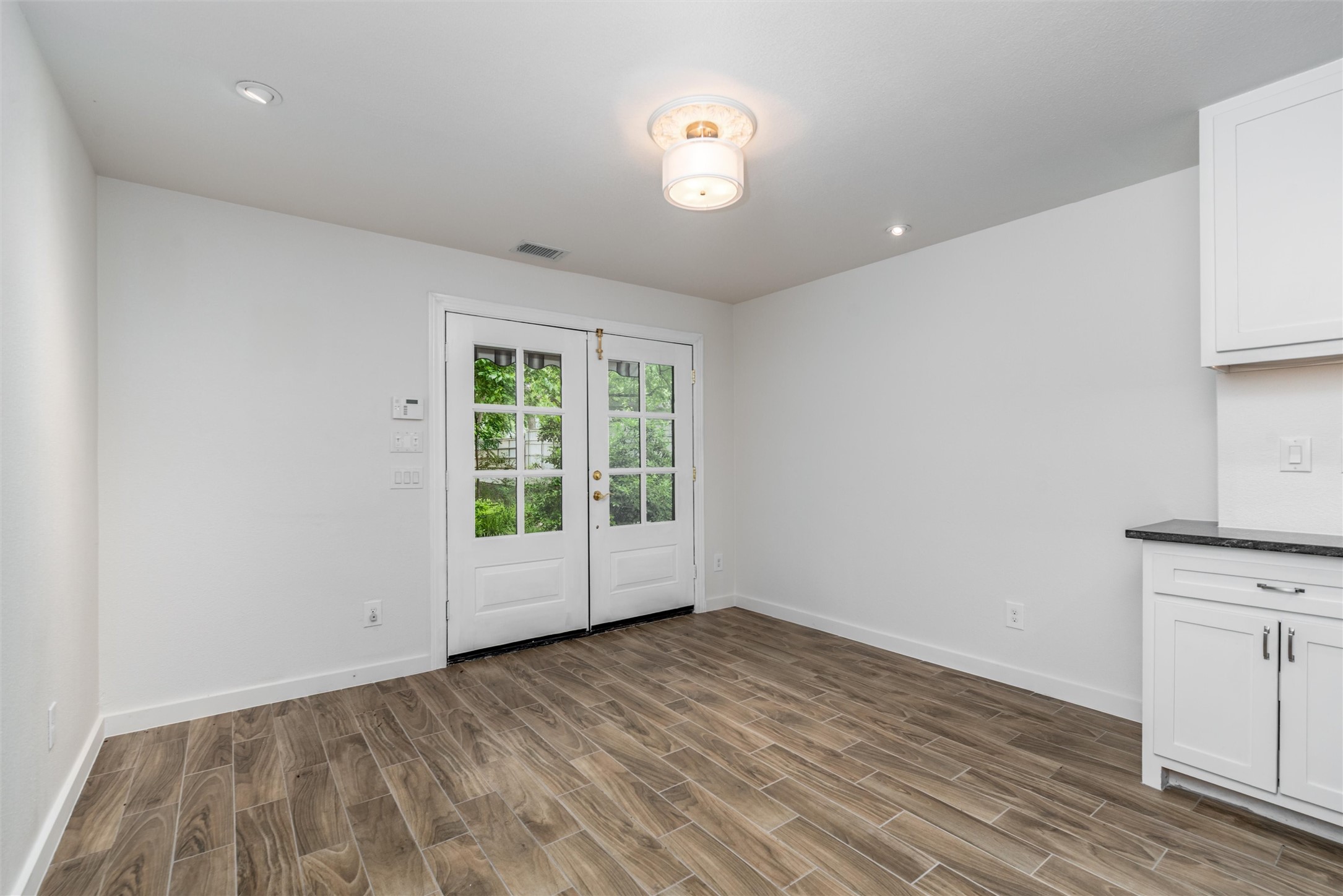 812 Baker Street Mckinney TX 75069