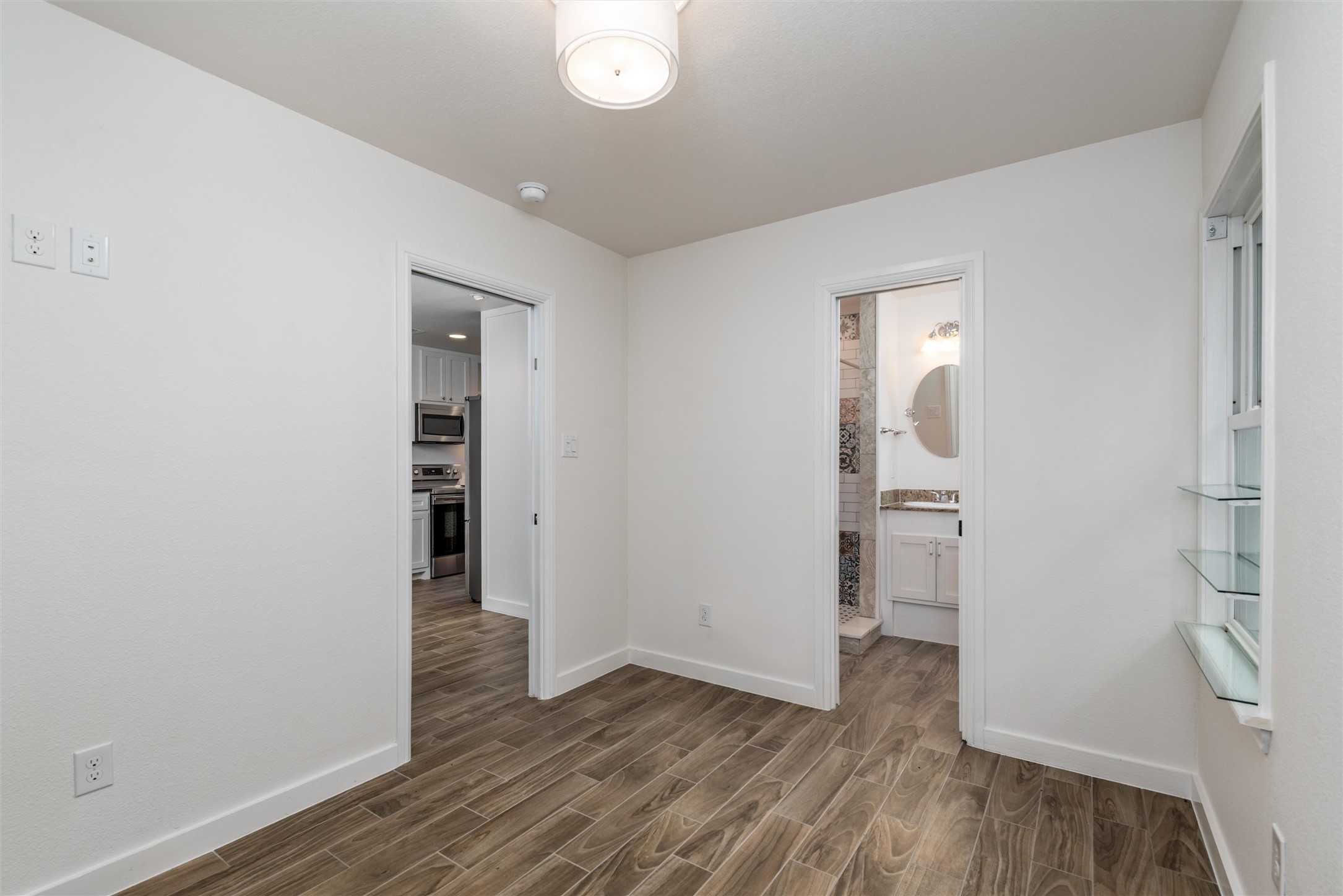812 Baker Street Mckinney TX 75069
