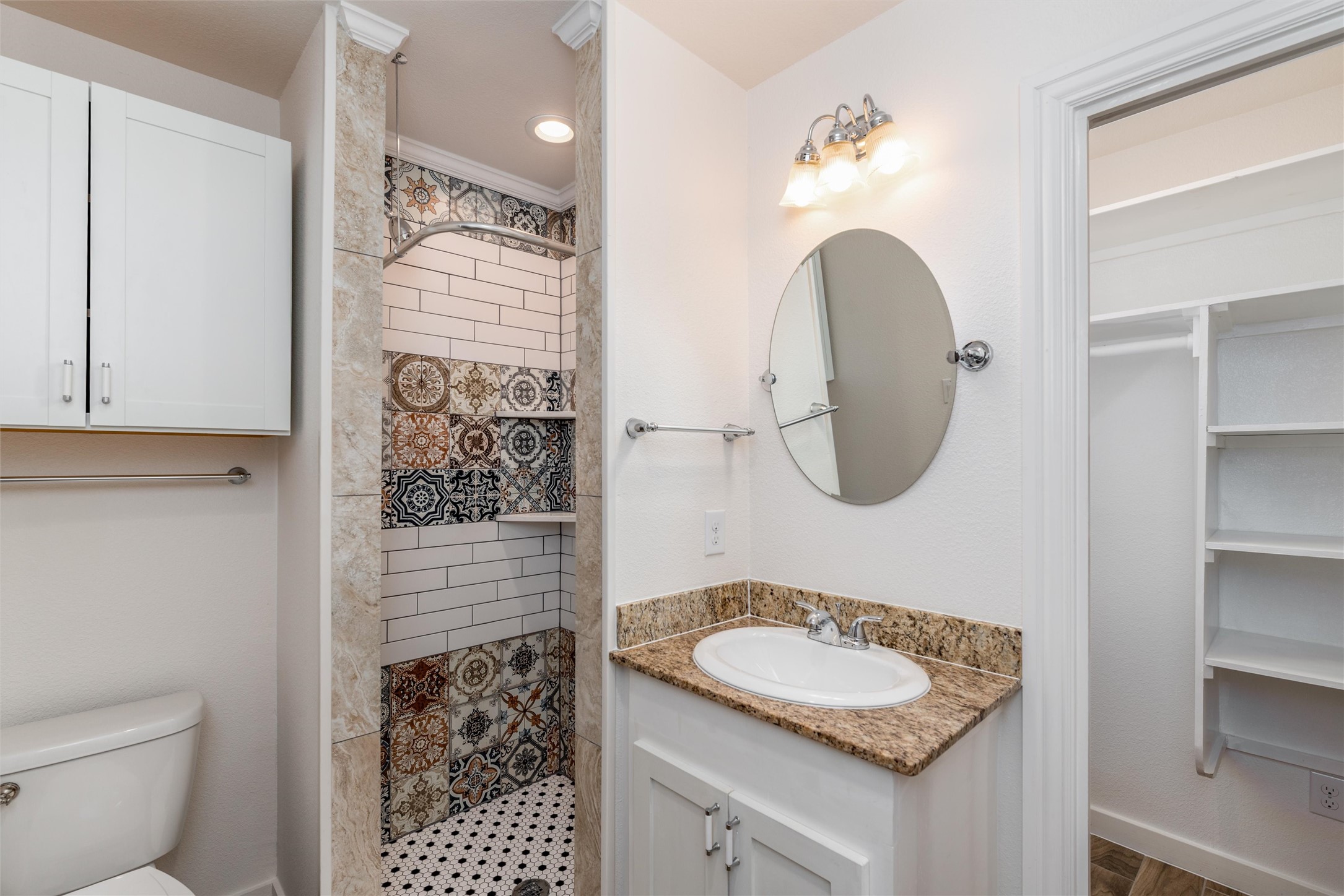 812 Baker Street Mckinney TX 75069