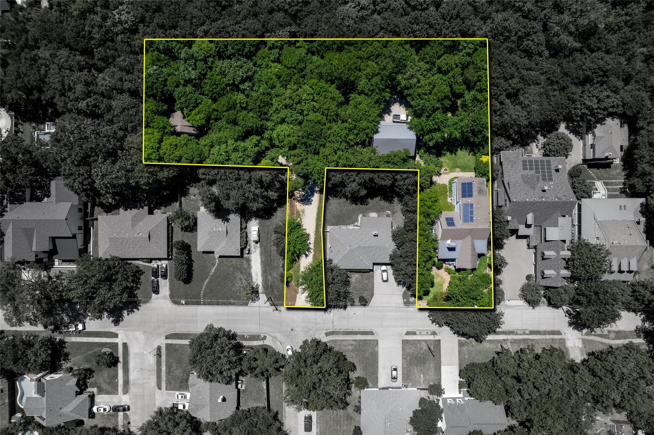 812 Baker Street Mckinney TX 75069