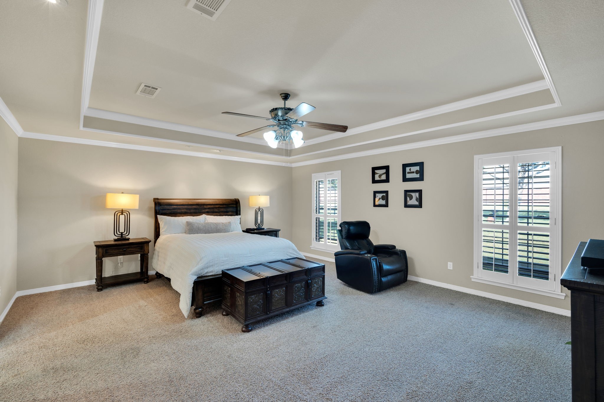 1115 Cresthaven Drive Cedar Hill TX 75104