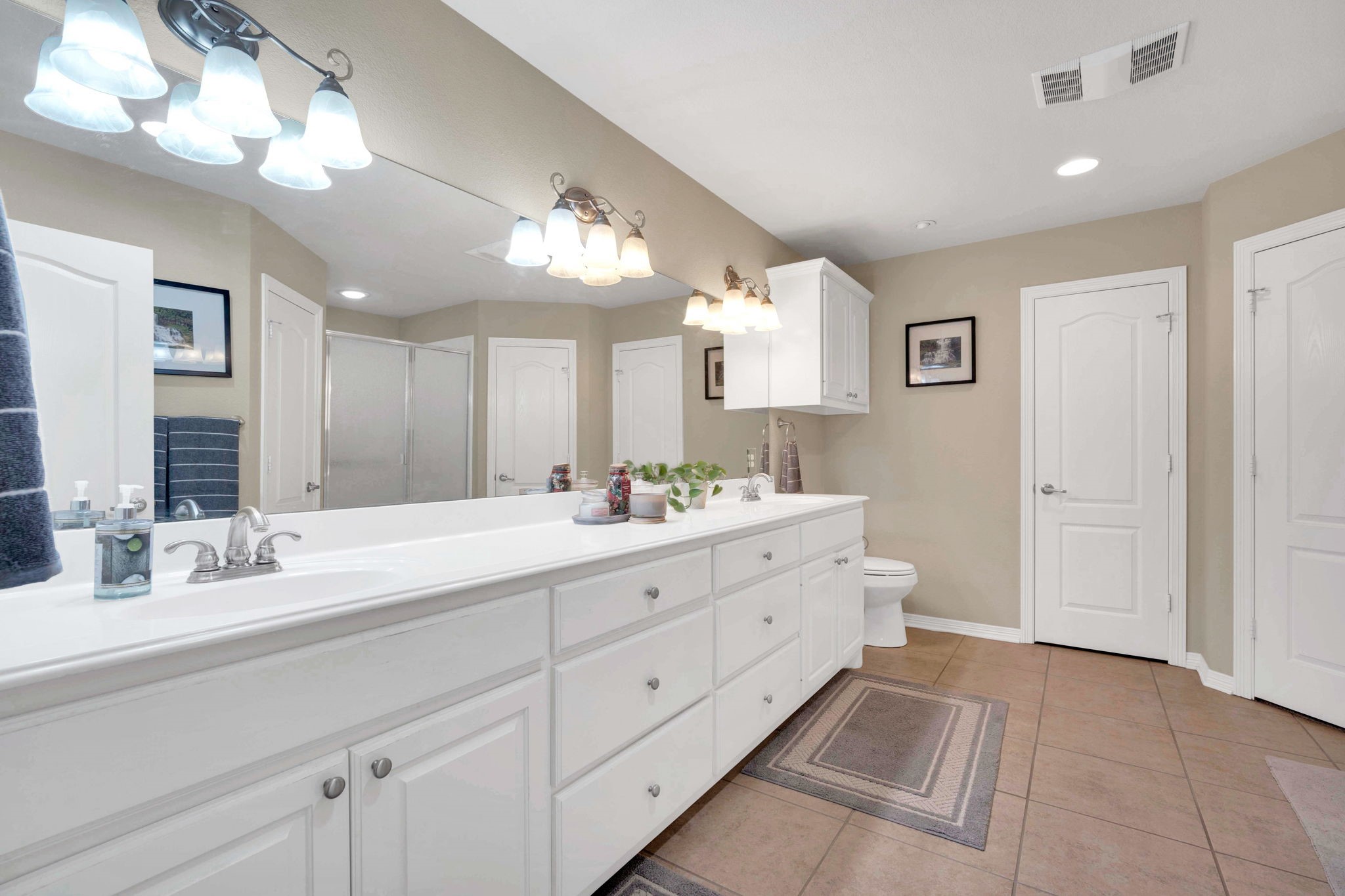 1115 Cresthaven Drive Cedar Hill TX 75104