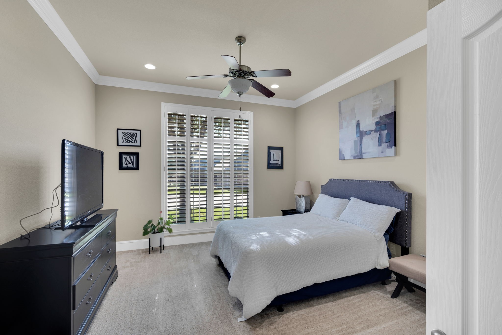 1115 Cresthaven Drive Cedar Hill TX 75104