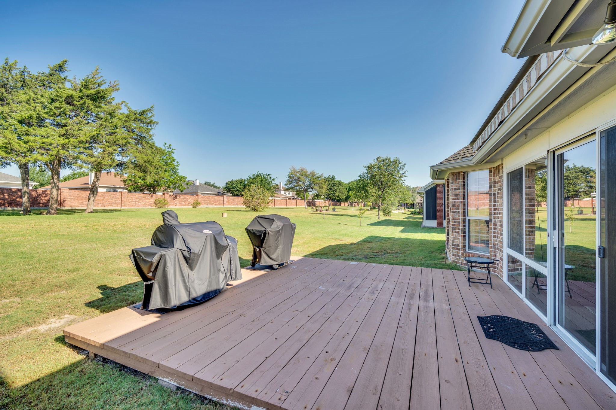 1115 Cresthaven Drive Cedar Hill TX 75104