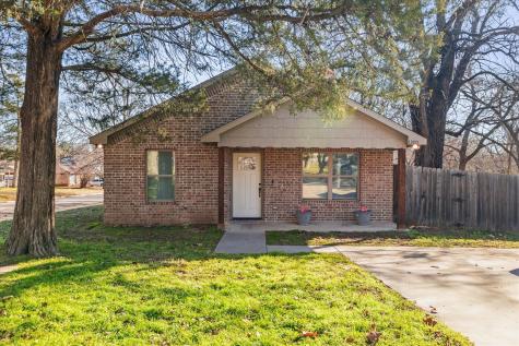 1300 S Fannin Avenue Denison TX 75020