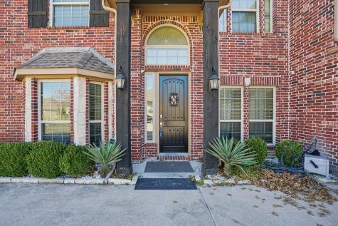400 Shadow Creek Drive Desoto TX 75115
